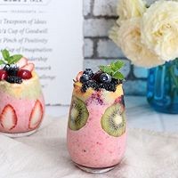 如何制作缤纷思慕雪