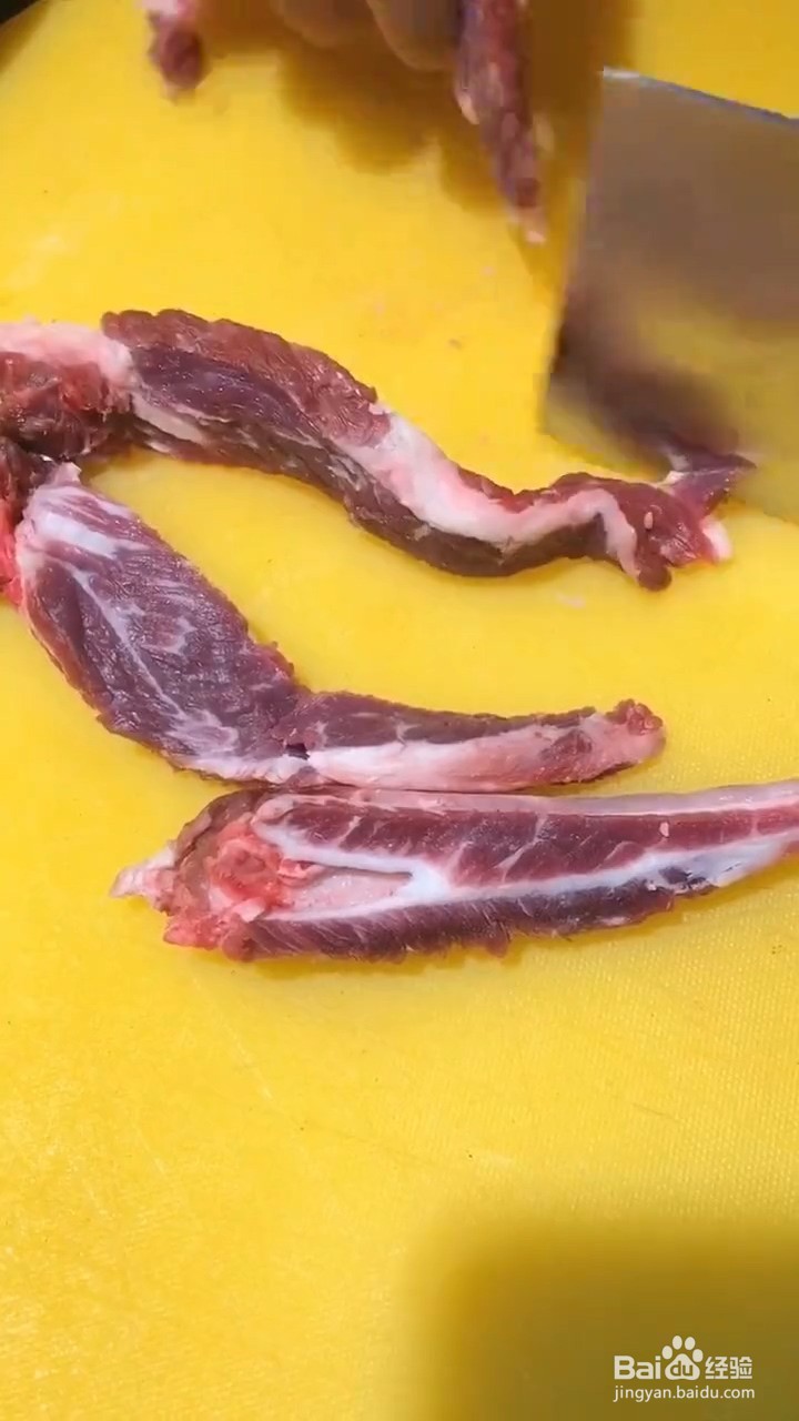 怎样在家正确自制味美的牛肉炖萝卜