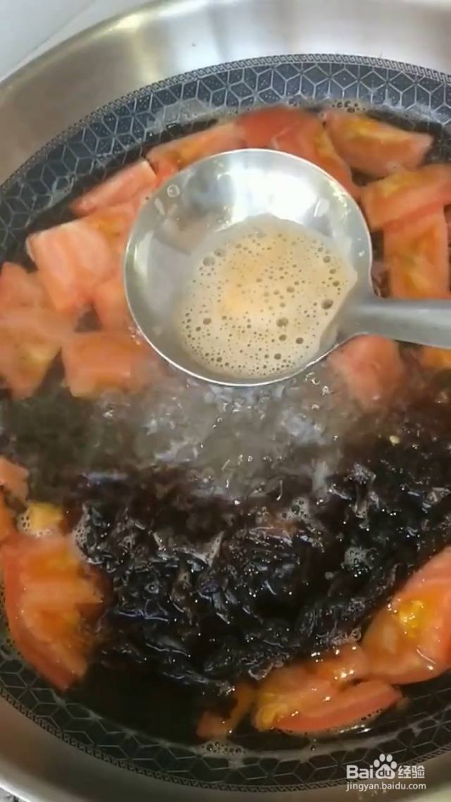 紫菜番茄鸡蛋汤怎样做才好吃（紫菜番茄鸡蛋汤的做法窍门）[图]