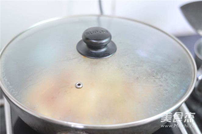 腐竹炒肉的做法