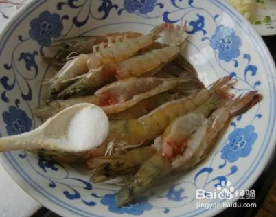 如何做家常油爆虾