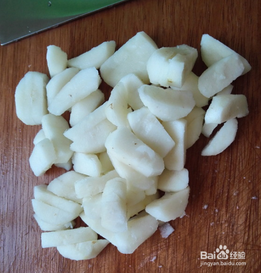 肉末荸荠炒双椒的做法