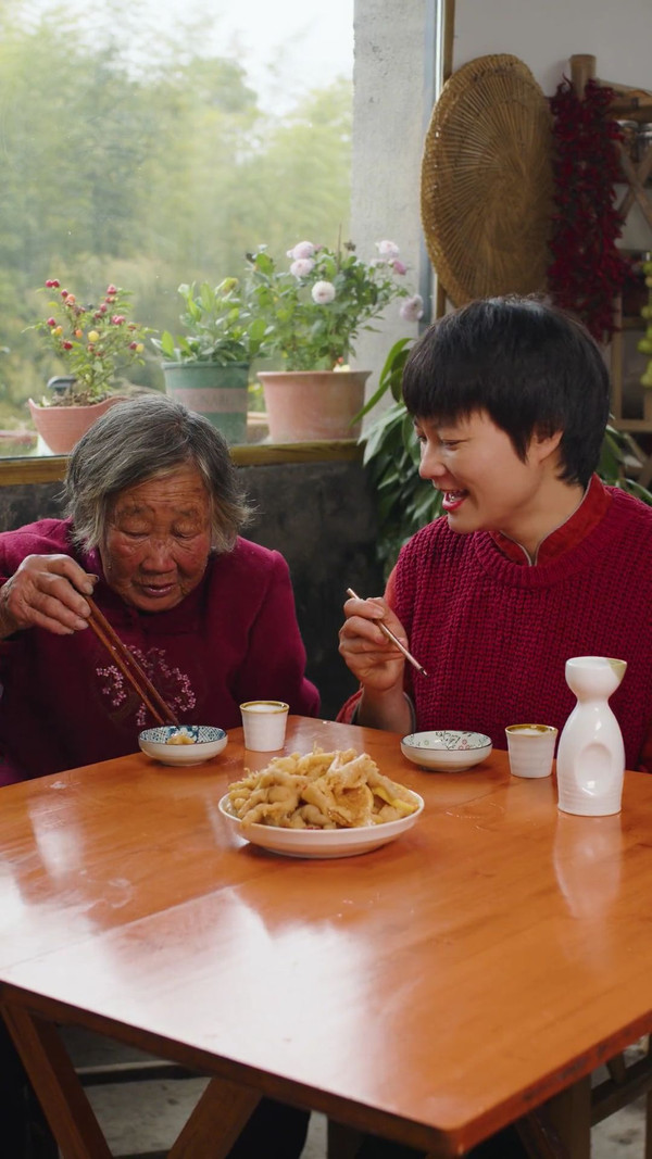 柠檬酸辣无骨凤爪