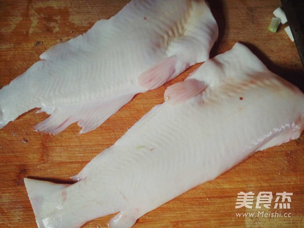 鲜香味美的炖鮰鱼