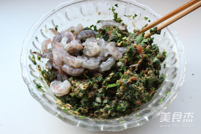 鲜虾荠菜馄饨