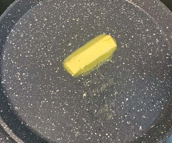 秘制香煎三文鱼佐奶油炖饭