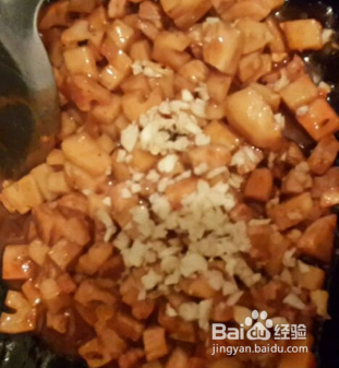 如何做出好吃的糖醋莲藕肉丁？