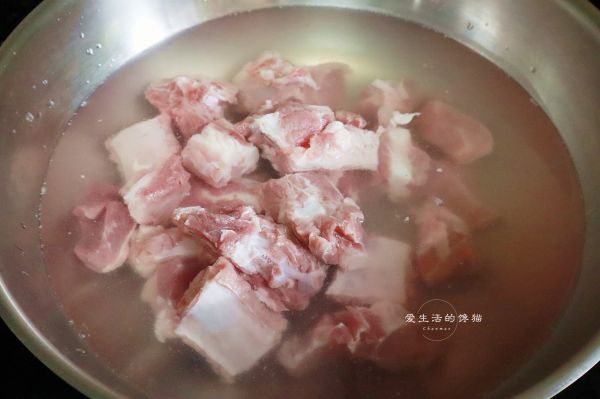 海底椰莲子排骨汤