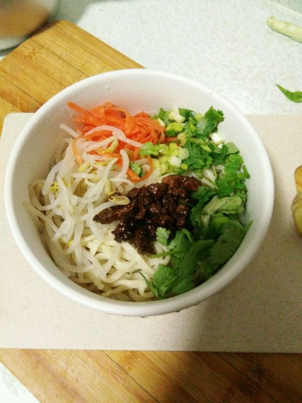 家常牛肉炸酱面