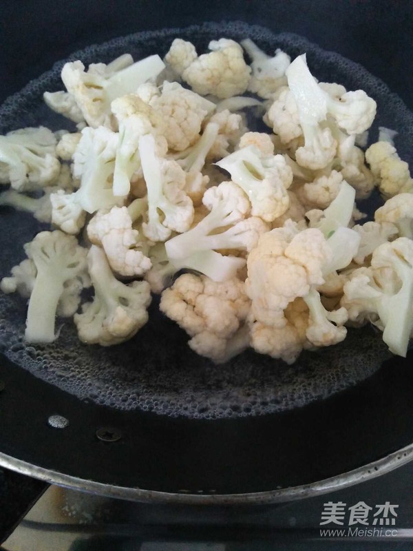 花菜肉片的做法