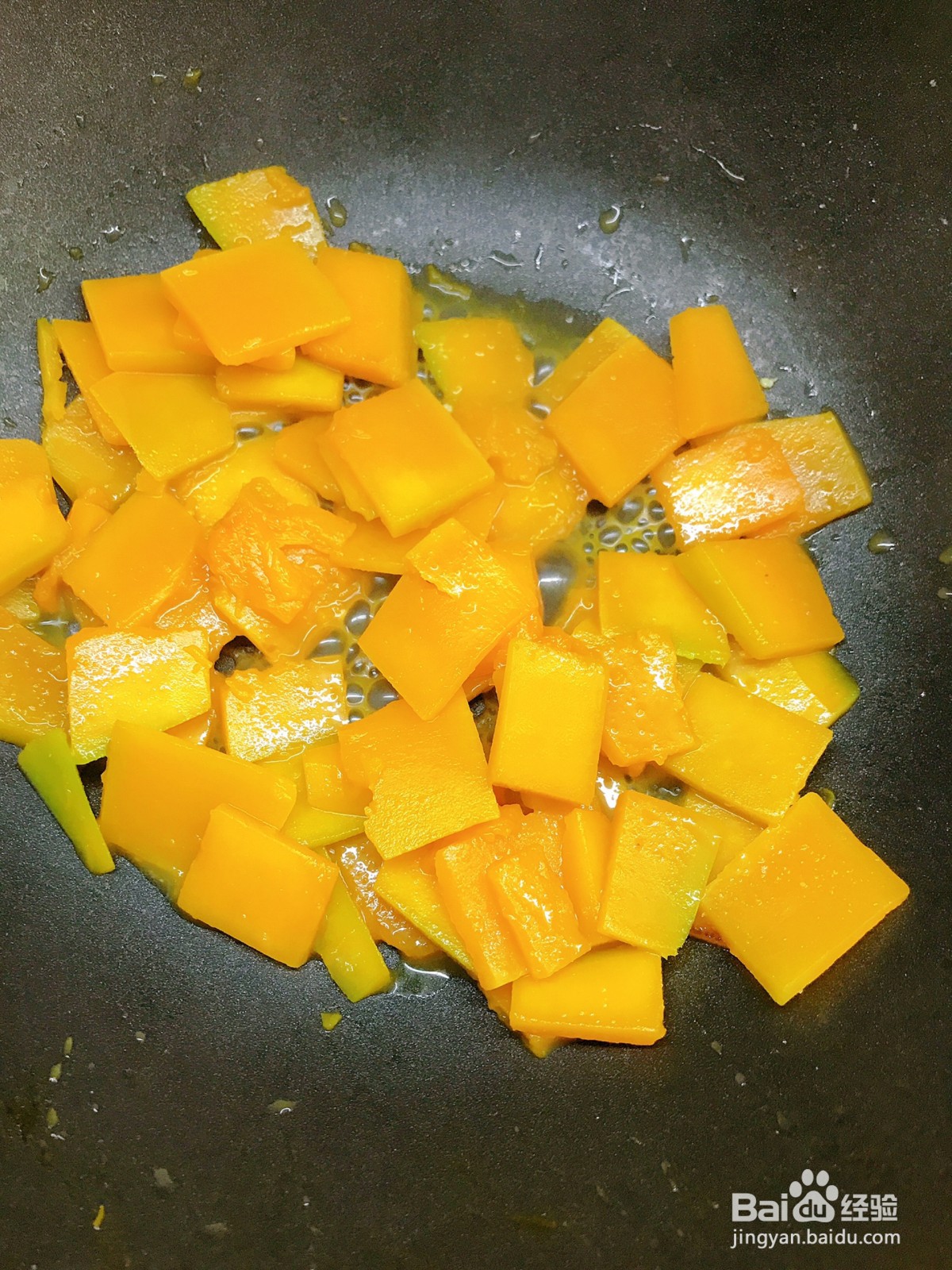 南瓜炒鸡蛋怎么做