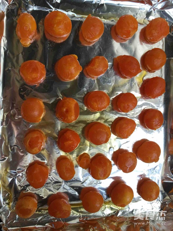 蛋黄酥的家常做法