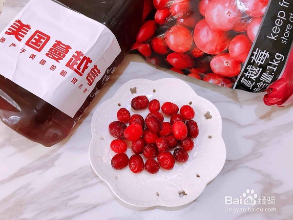 莓果蜂蜜气泡饮