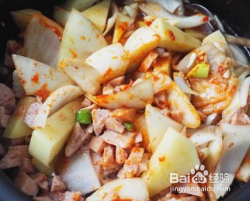 如何做出美味的炖土豆汤?