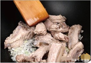色香味俱全的酱香排骨,制作简单居家必备之佳品