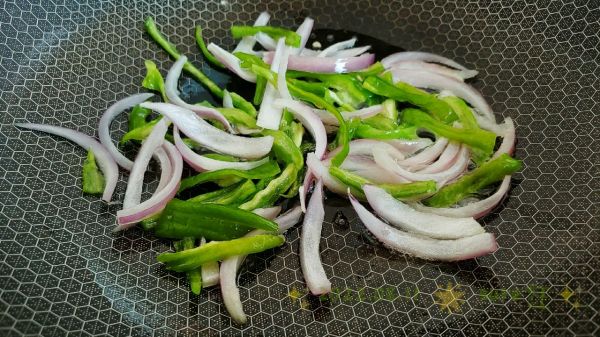 葱椒生炒丝瓜条