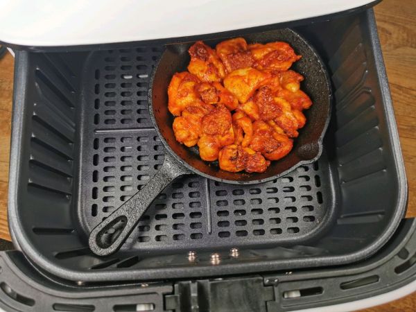 炸奥尔良芝士鸡腿和奥尔良土豆块