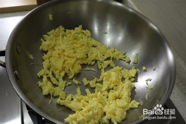 韭菜这种独特的做法，一缠一绕，外酥里软