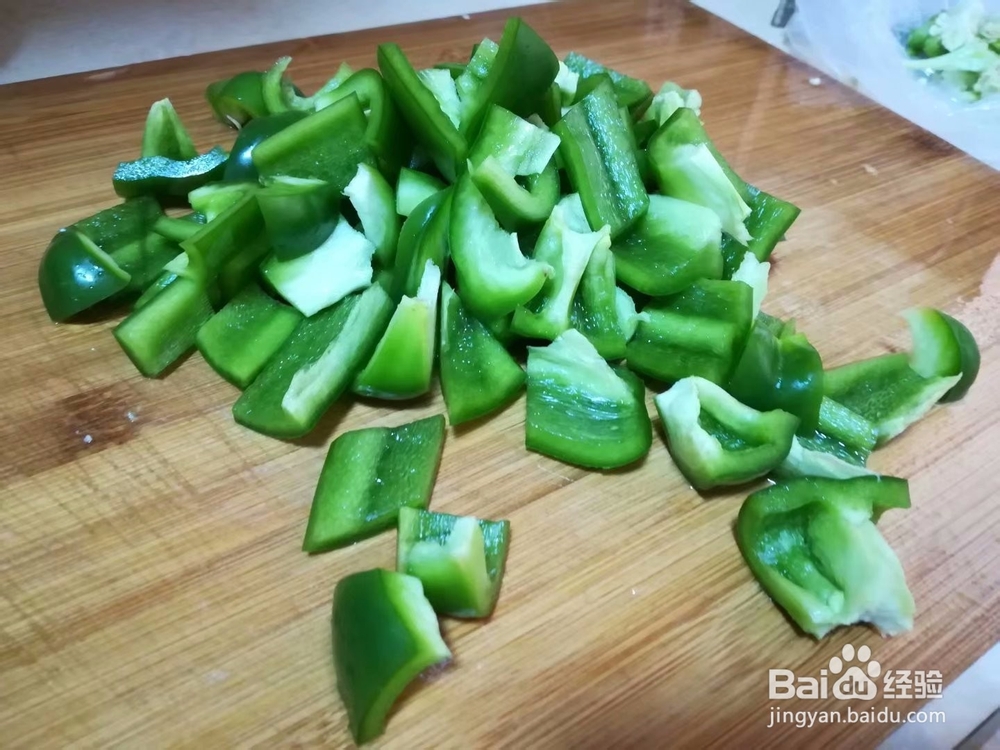 青椒炒胡萝卜怎么炒才好吃