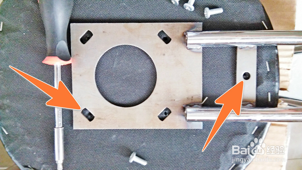 转椅怎样组装，转椅轮子、底座怎么装