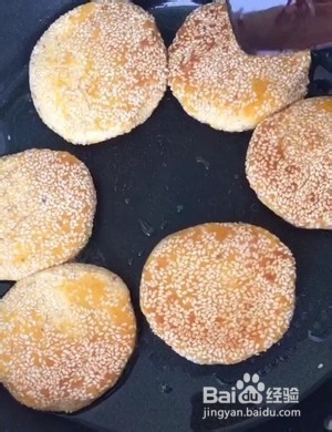 在家做好吃的南瓜饼