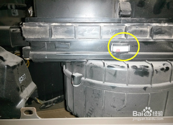 新途胜更换空调滤芯安装教程