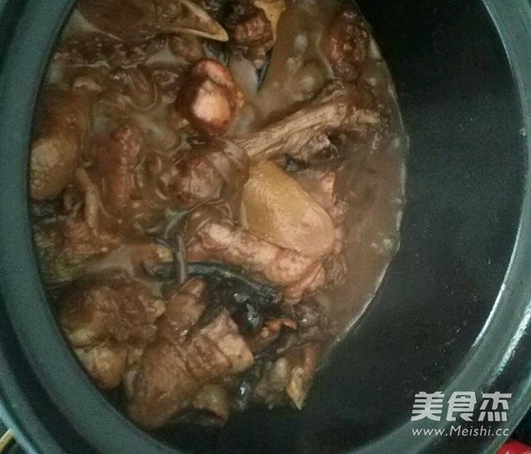 小鸡炖蘑菇的做法