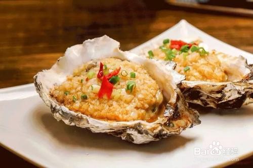 自做秘制烤生蚝