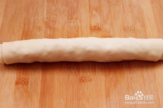 小香葱香肠花卷