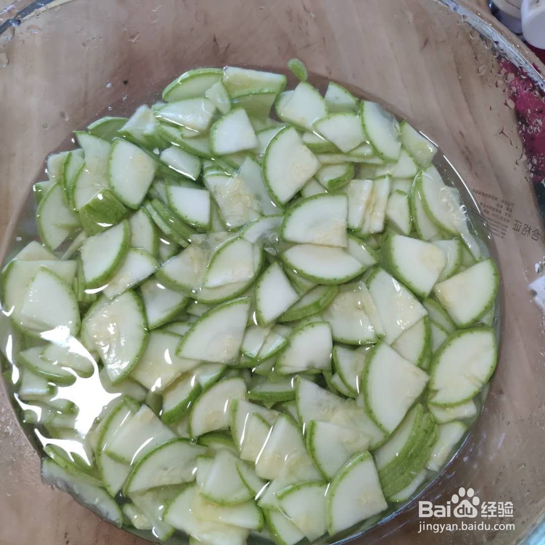 家常快手菜西胡芦炒鸡蛋