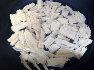 凉拌腐竹好吃的做法