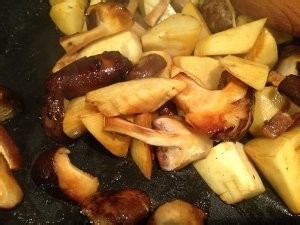 烧冬笋香菇怎么做