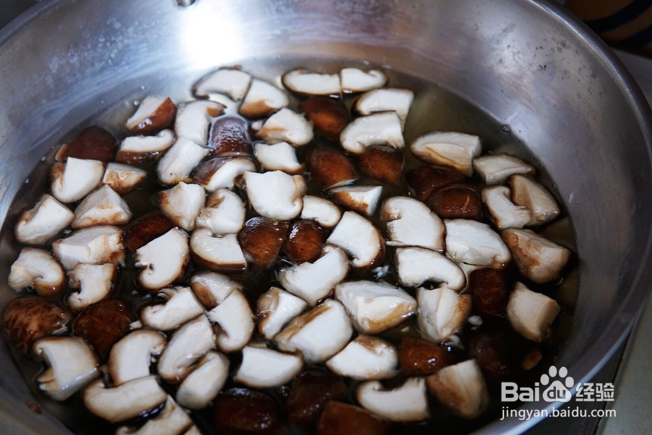 香菇卤肉饭的做法