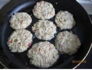 燕麦鲅鱼时蔬饼