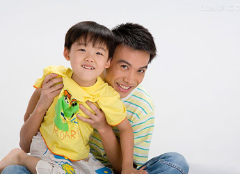 酷暑如何防治小儿过敏性结膜炎？