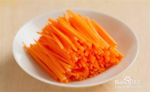 年纪轻轻就脱发，只因平常没做好这8种饮食补给