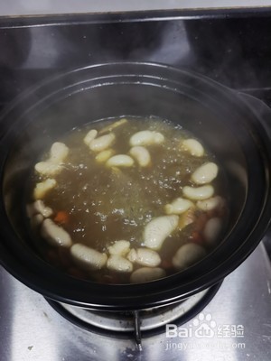 肉苁蓉骨头汤的做法