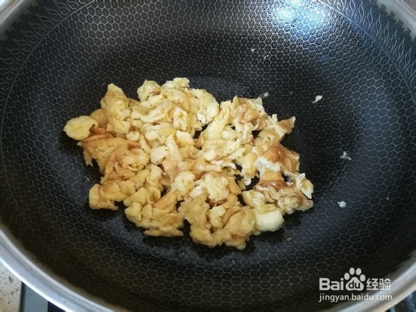 非常好吃的双椒豆腐炒鸡蛋的做法