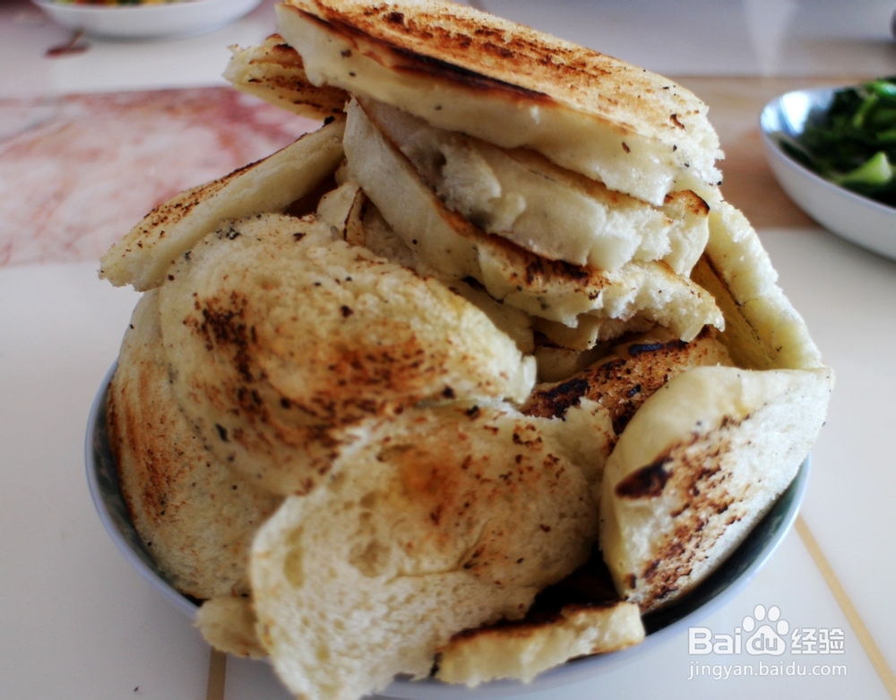 剩馒头的另类吃法 香煎馒头片 少油焦香