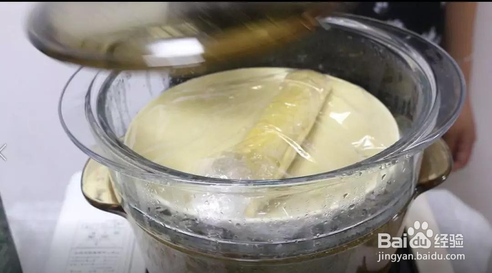 浓郁的蛋香，胡萝卜瘦肉鸡蛋卷