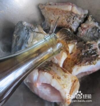 年夜饭桌上的一道美味红烧鱼