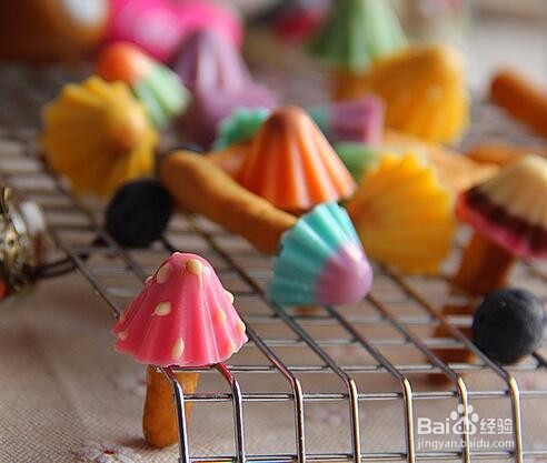 教你做巧克力蘑菇伞饼干 蘑古力