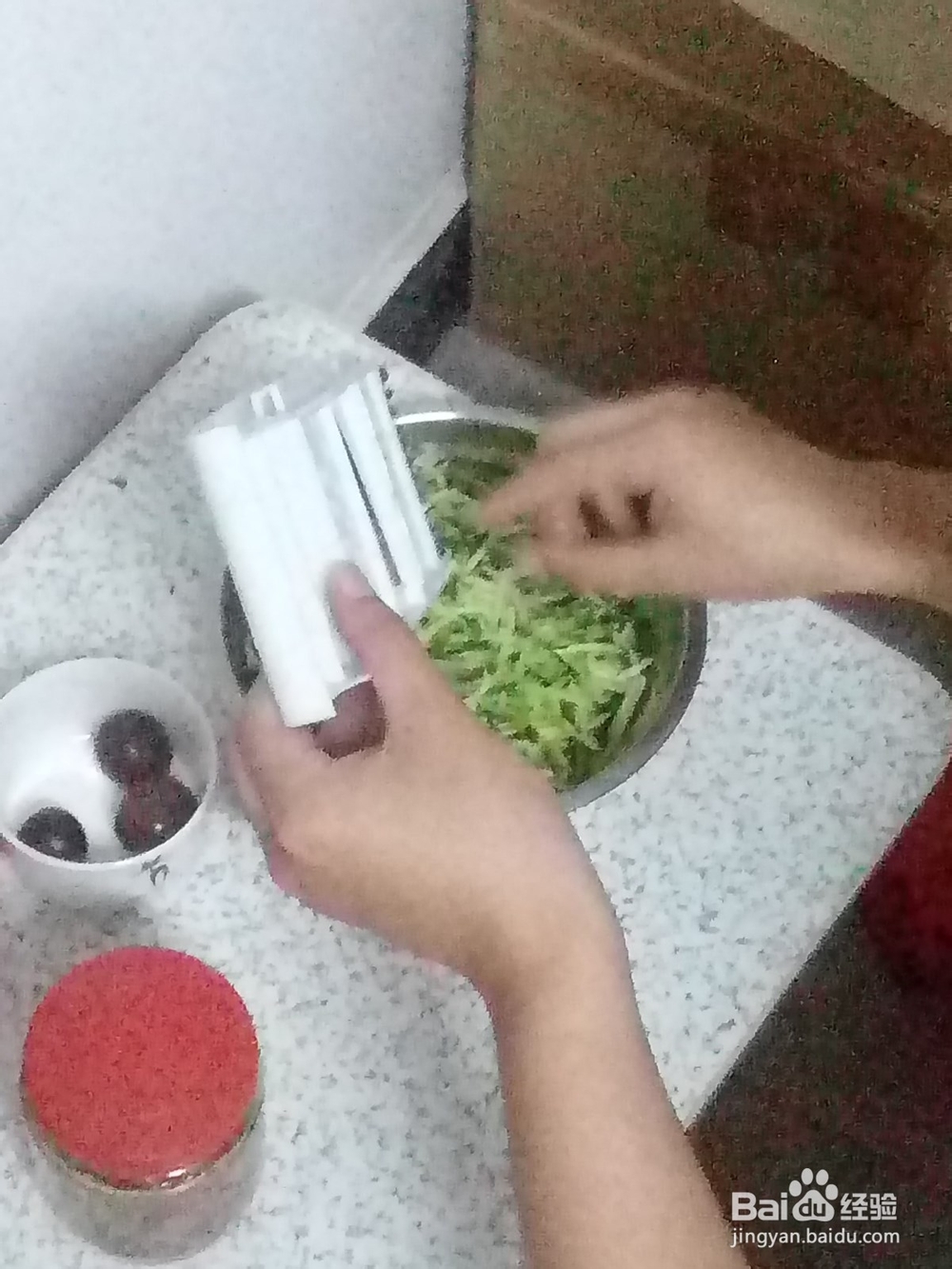 凉拌黄瓜丝的建议做法