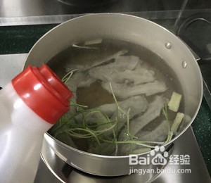 山药木耳鸭翅汤