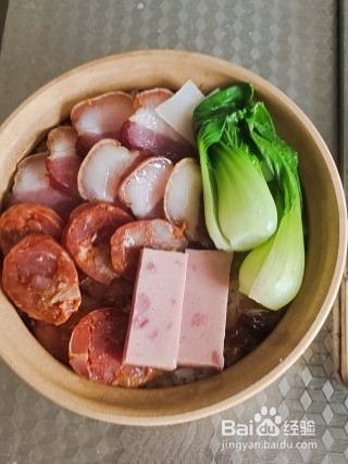 如何做腊肉煲仔饭