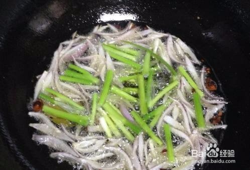 年味之还原老味道葱油拌面怎么做?