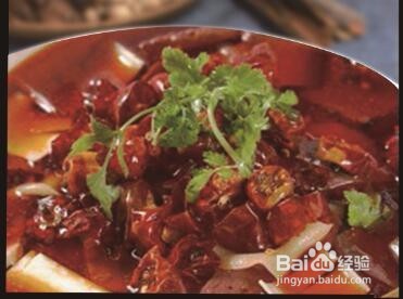 在家为自己制作一份辣红颜麻辣烫