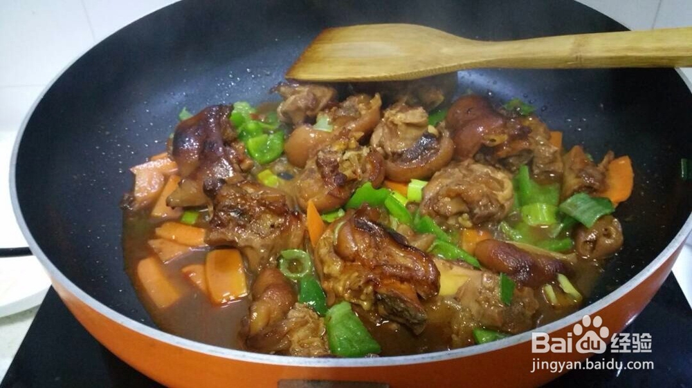 如何制作多味猪蹄？