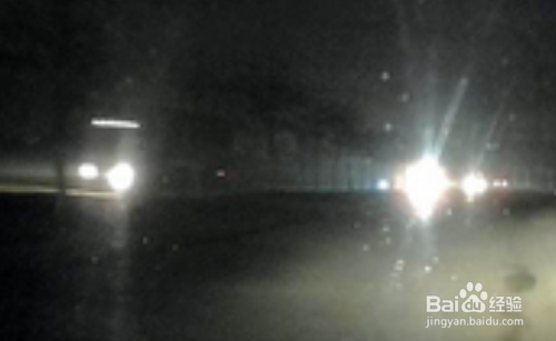 怎样如何正确使用汽车远近光灯