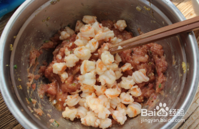 百吃不厌的荸荠虾仁馄饨怎么做？